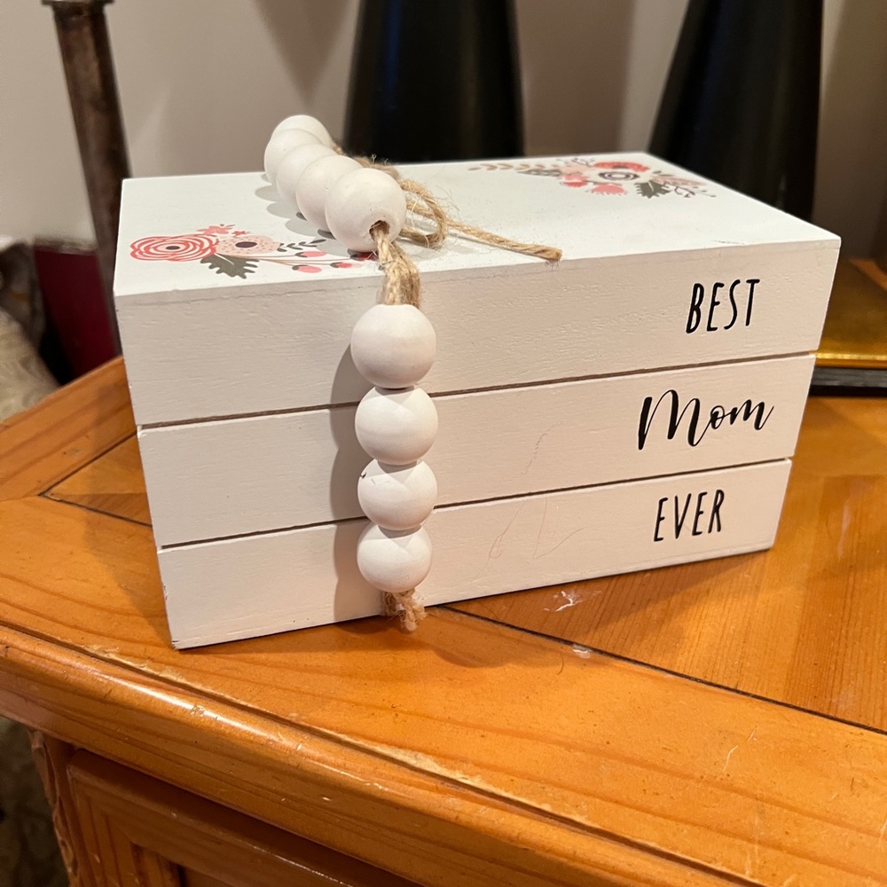 Wooden Wood Decorative Faux Book Stack Best Mom Ever - Picture 3 of 3